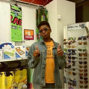 Meet your Posher, Xavier